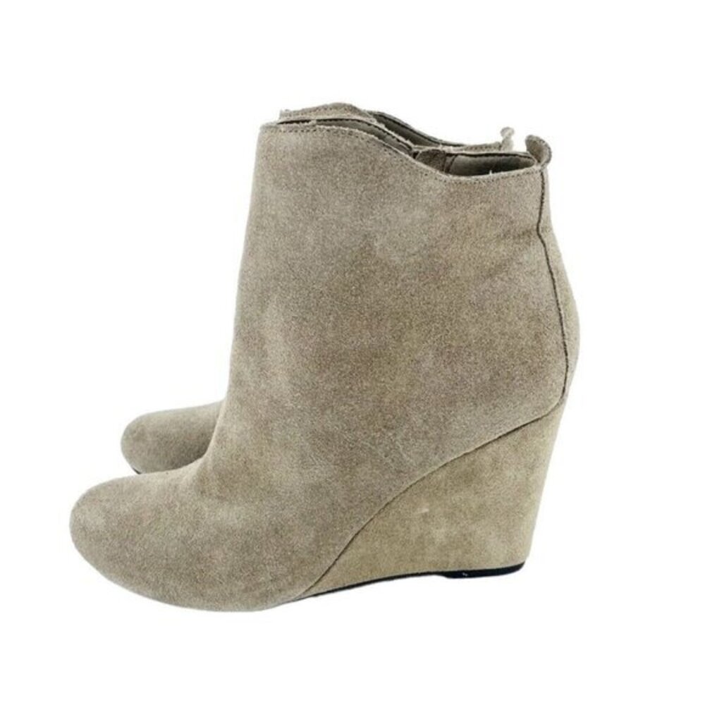 DV Dolce Vita Boots Gracie Tan Suede Leather Wedge Ankle Booties Sz 7.5